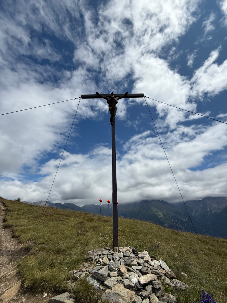 Mahnmal gegen Macht und Gier